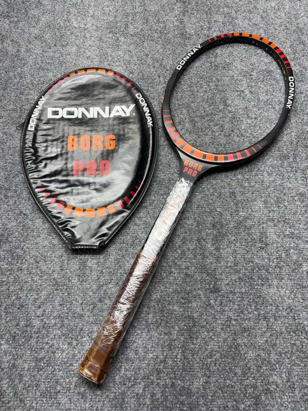 VTG Donnay Björn Borg Signed Pro Tennis Racquet Original Cover Made in Belgium